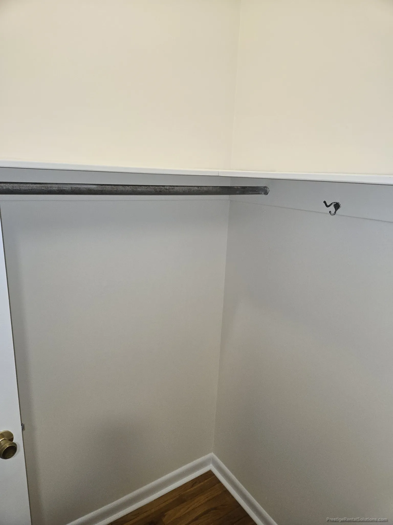 Studio bed, 1 bath apartment for rent at 2018 Commonwealth Ave Unit 23, Brighton — photo 3 of 11