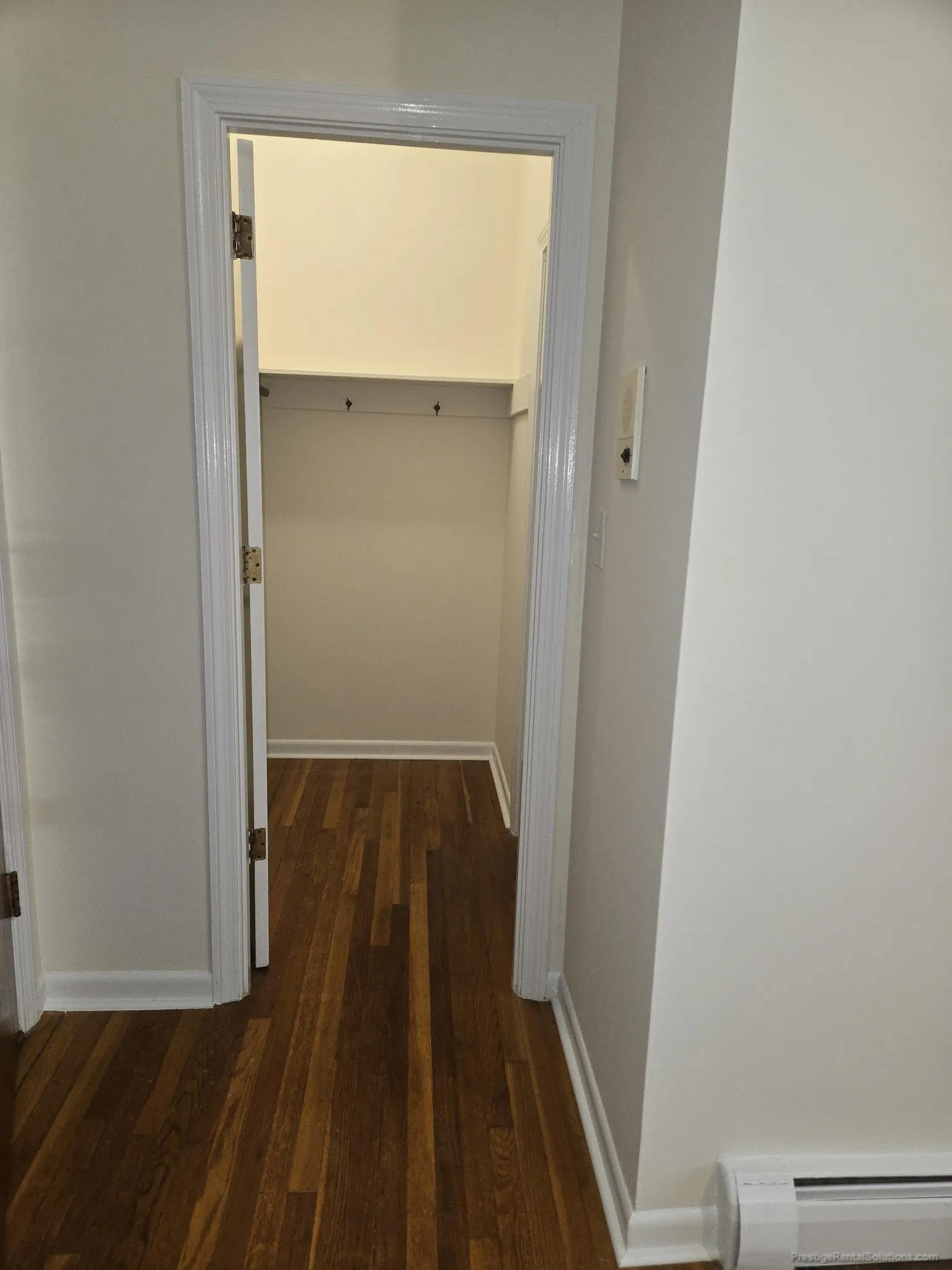 Studio bed, 1 bath apartment for rent at 2018 Commonwealth Ave Unit 23, Brighton — photo 2 of 11
