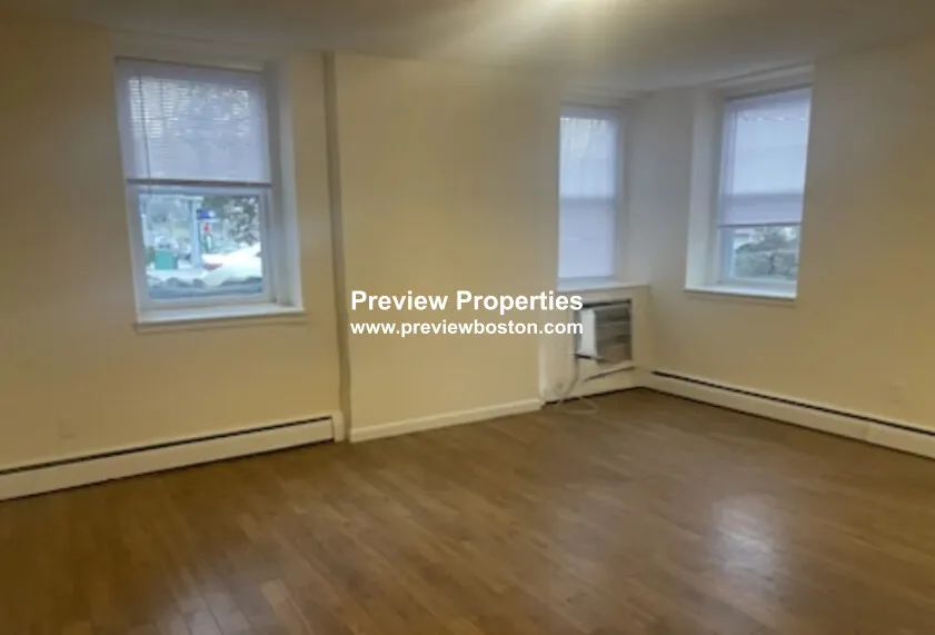 Studio bed, 1 bath apartment for rent at 2018 Commonwealth Ave Unit 28P, Brighton — photo 1 of 7