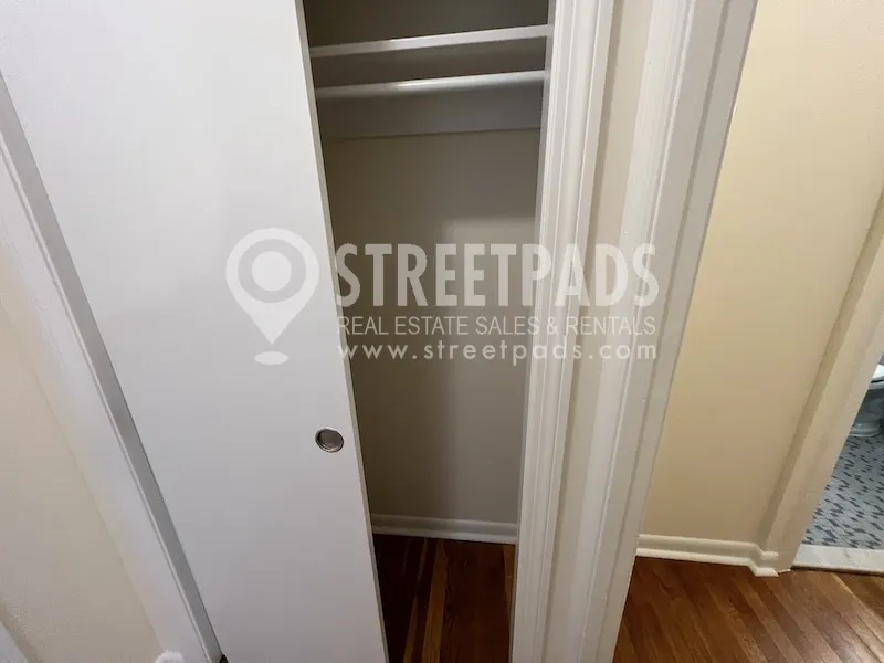 Studio bed, 1 bath apartment for rent at 2018 Commonwealth Ave Unit 31, Brighton — photo 10 of 21