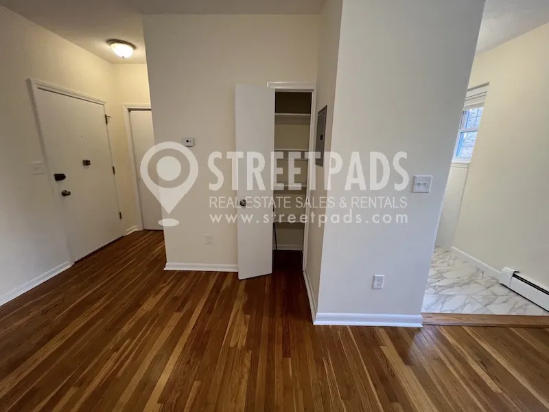 Studio bed, 1 bath apartment for rent at 2018 Commonwealth Ave Unit 31, Brighton — photo 8 of 21