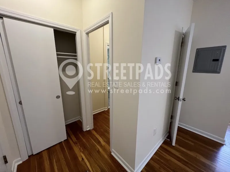 Studio bed, 1 bath apartment for rent at 2018 Commonwealth Ave Unit 31, Brighton — photo 9 of 21