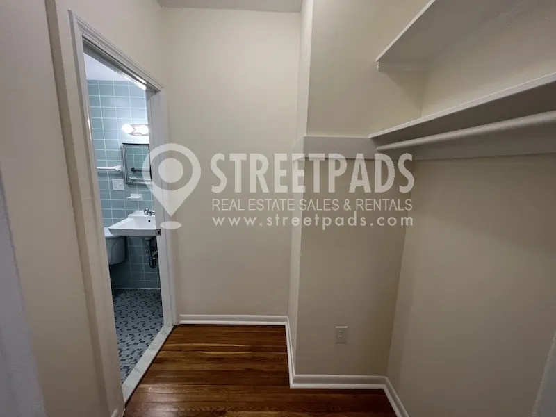 Studio bed, 1 bath apartment for rent at 2018 Commonwealth Ave Unit 31, Brighton — photo 11 of 21