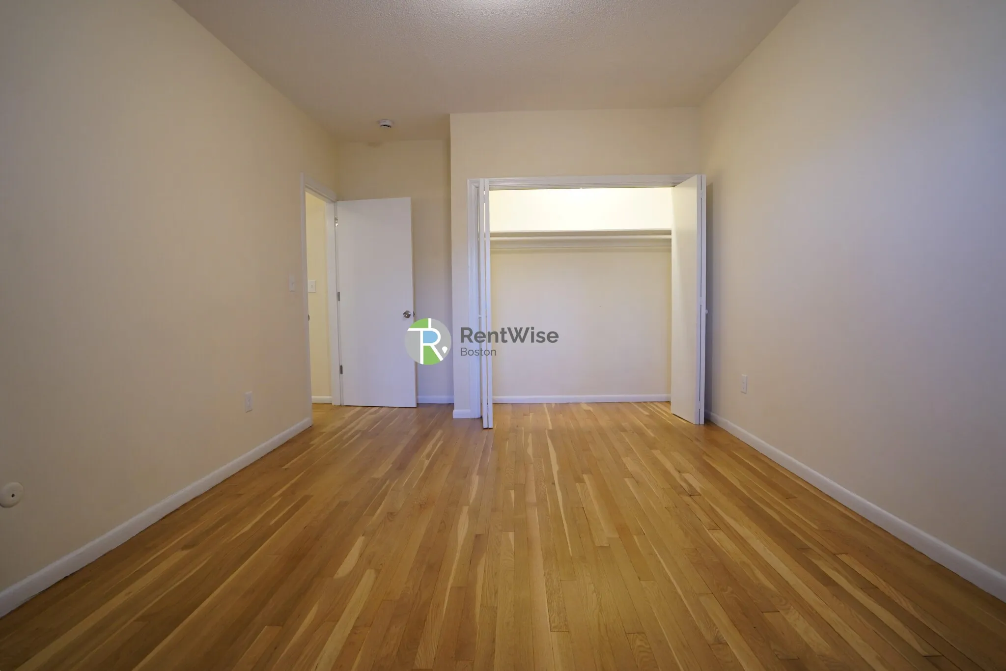 1 bed, 1 bath apartment for rent at 2018 Commonwealth Ave Unit 36, Brighton — photo 10 of 13