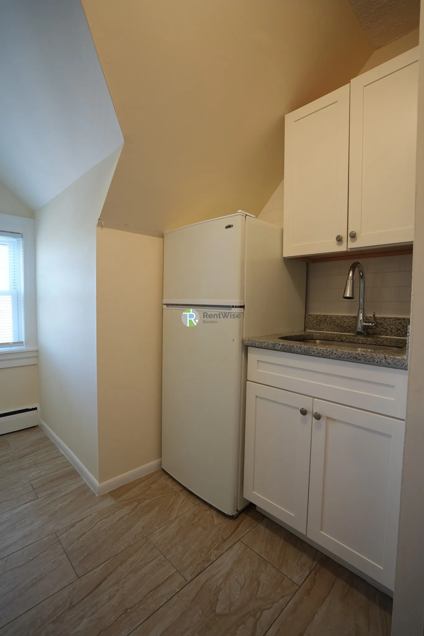 1 bed, 1 bath apartment for rent at 2018 Commonwealth Ave Unit 47, Brighton — photo 12 of 19