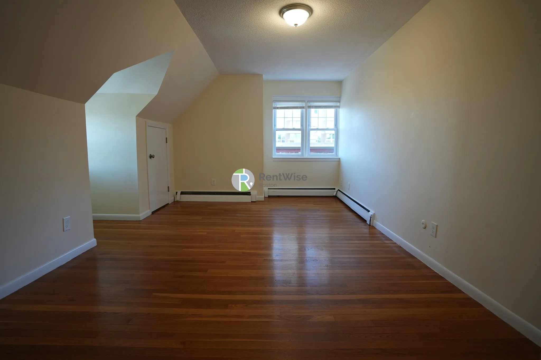 1 bed, 1 bath apartment for rent at 2018 Commonwealth Ave Unit 47, Brighton