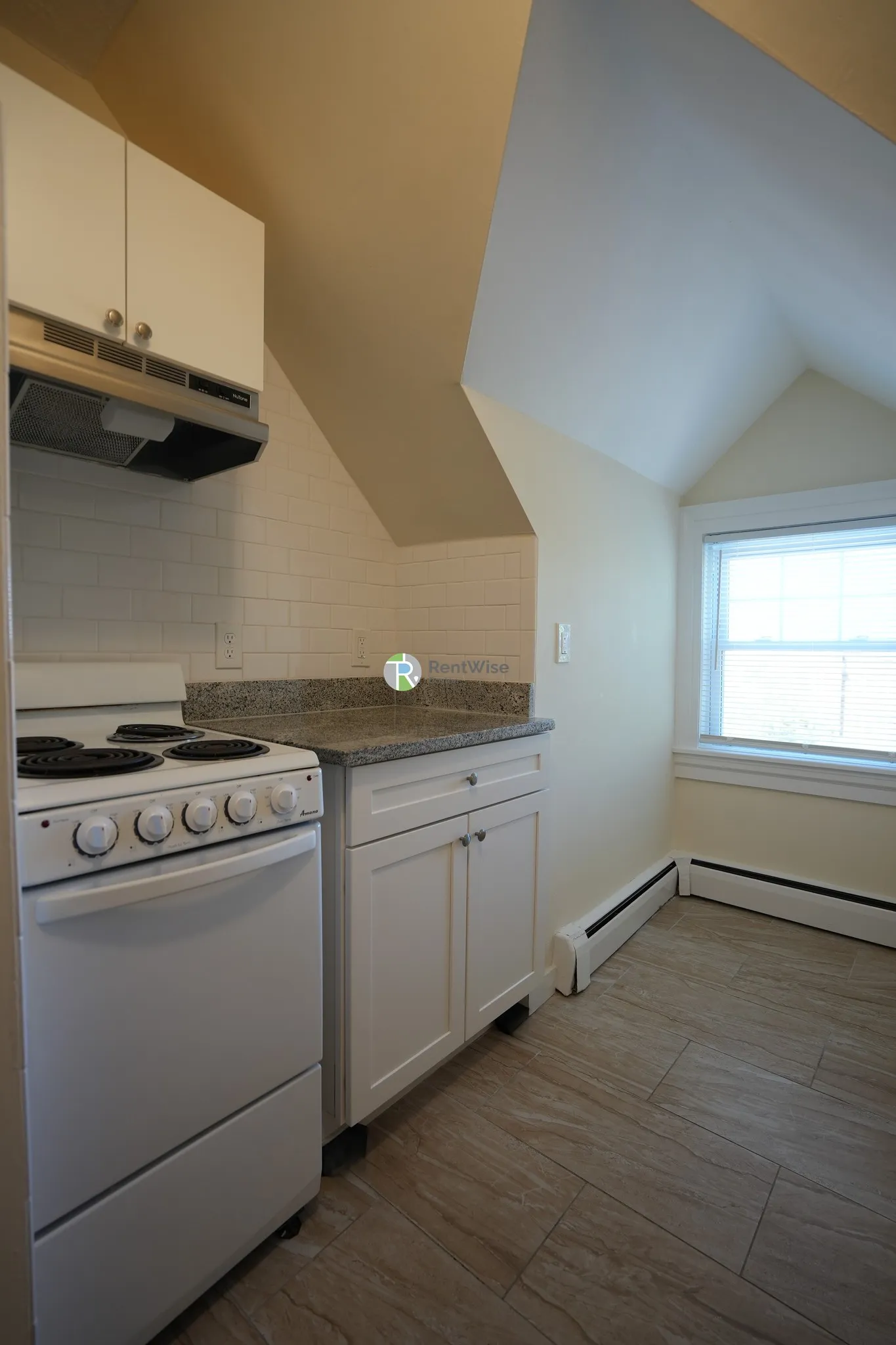 1 bed, 1 bath apartment for rent at 2018 Commonwealth Ave Unit 47, Brighton — photo 11 of 19