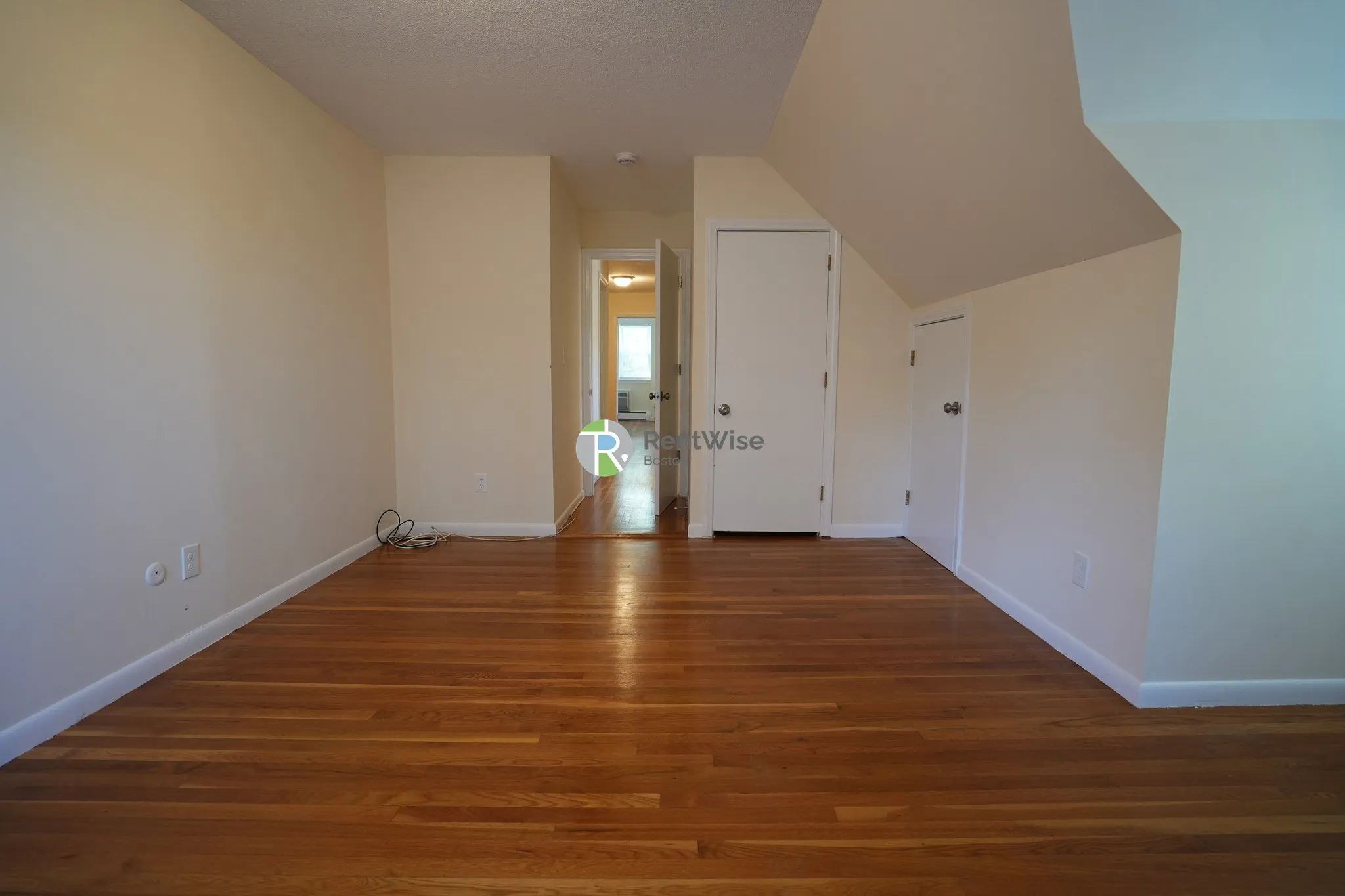 1 bed, 1 bath apartment for rent at 2018 Commonwealth Ave Unit 47, Brighton — photo 3 of 19