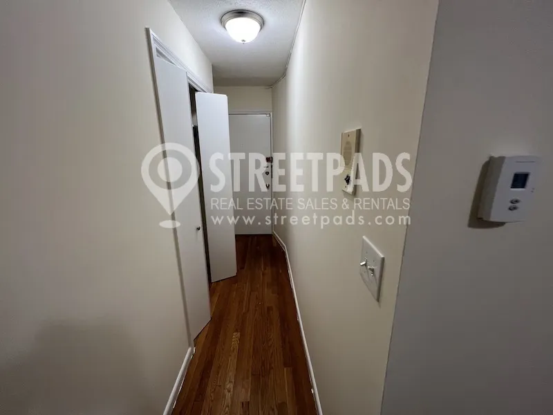 1 bed, 1 bath apartment for rent at 2018 Commonwealth Ave Unit 47, Brighton — photo 12 of 35