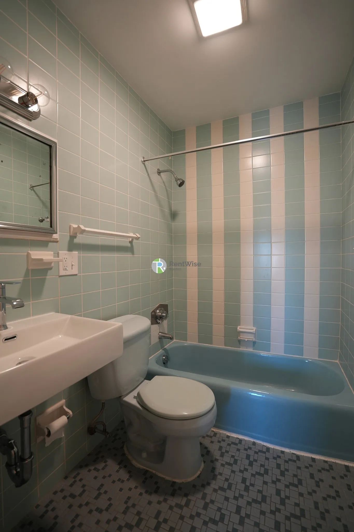 1 bed, 1 bath apartment for rent at 2018 Commonwealth Ave Unit 47, Brighton — photo 9 of 19