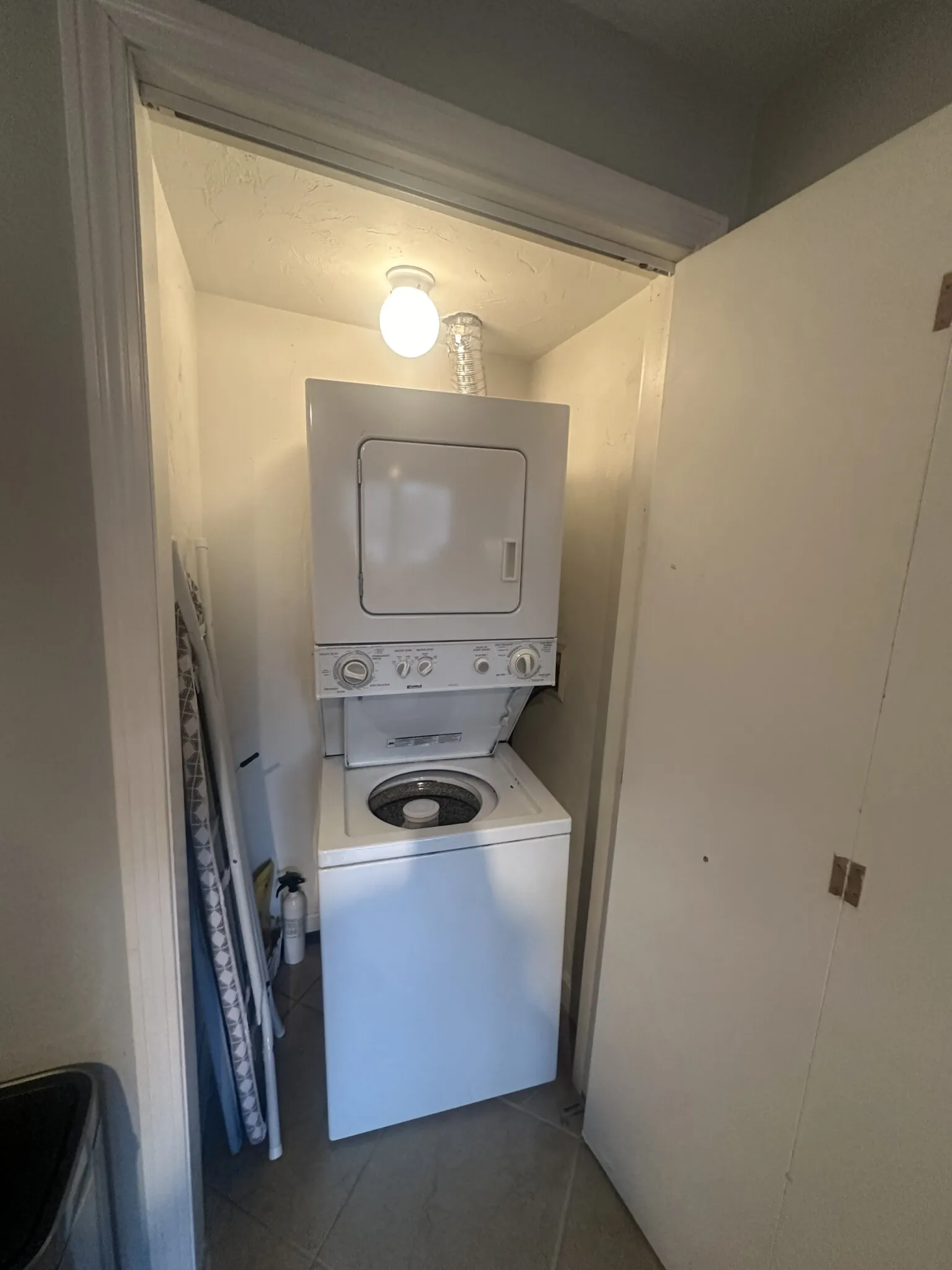 3 bed, 1 bath apartment for rent at 202 3rd St Unit 2, East Cambridge — photo 19 of 31