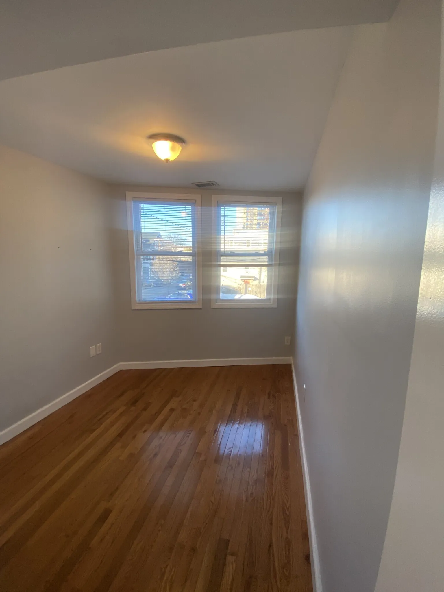 3 bed, 1 bath apartment for rent at 202 3rd St Unit 2, East Cambridge — photo 24 of 31