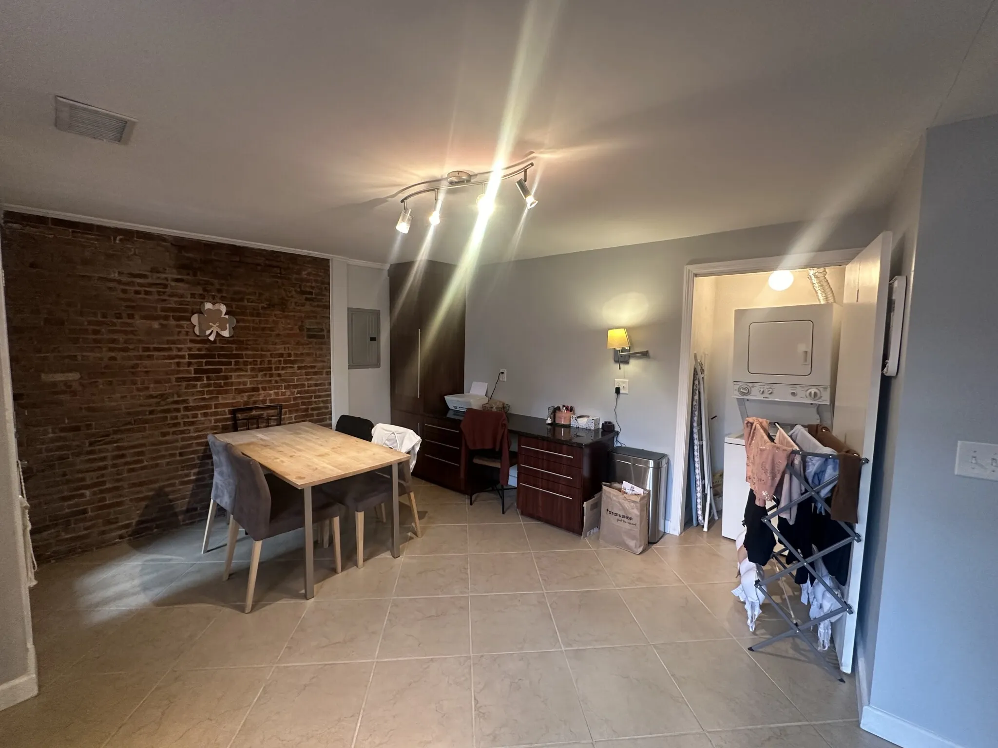 3 bed, 1 bath apartment for rent at 202 3rd St Unit 2, East Cambridge — photo 20 of 31