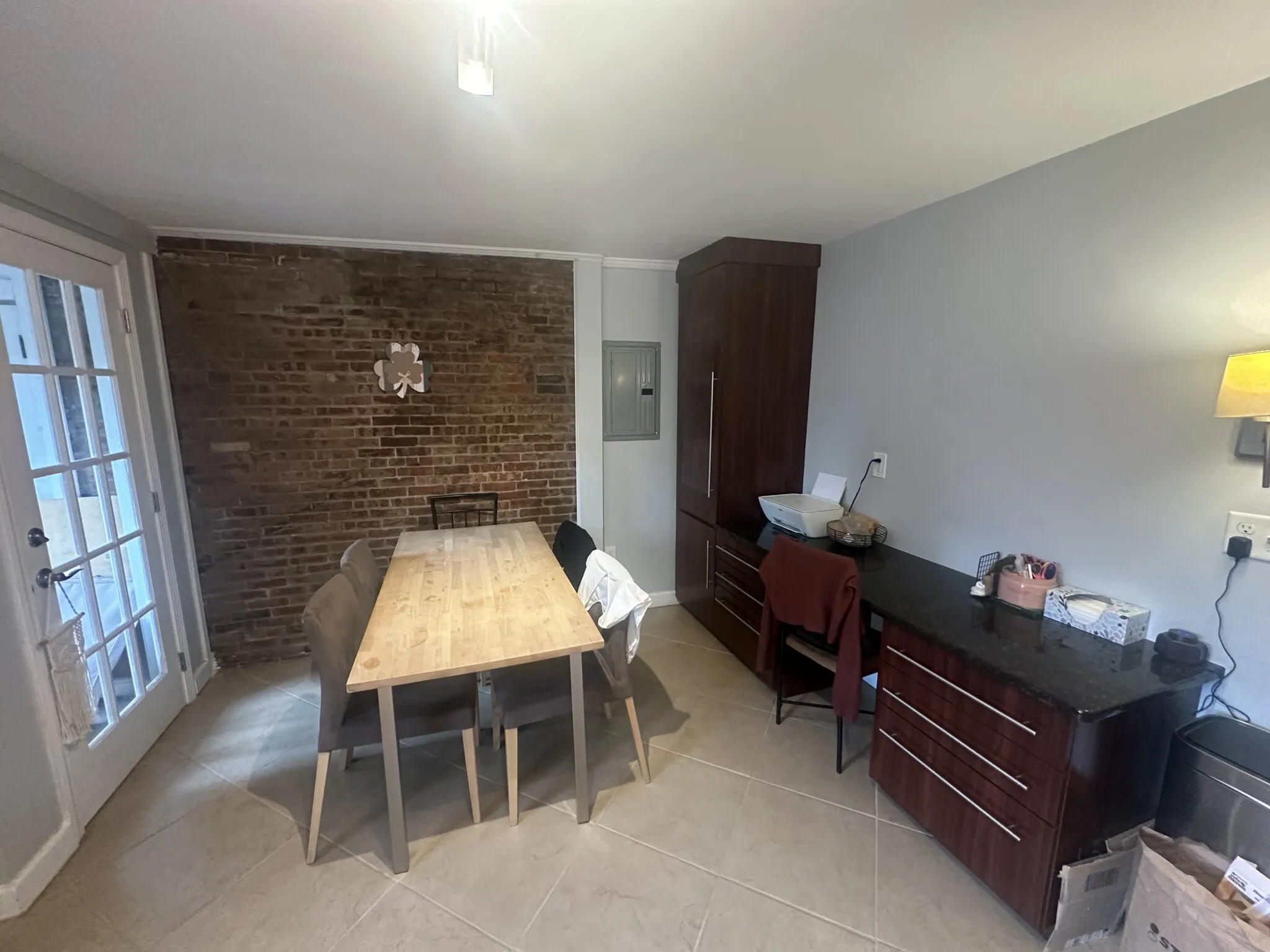3 bed, 1 bath apartment for rent at 202 3rd St Unit 2, East Cambridge — photo 14 of 31