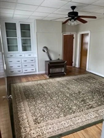 3 bed, 1 bath apartment for rent at 202 Brook St Unit 2, New Bedford — photo 4 of 11