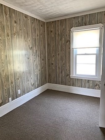 3 bed, 1 bath apartment for rent at 202 Brook St Unit 3, North — photo 2 of 12