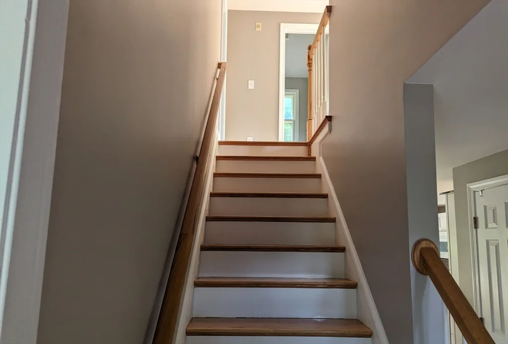 3 bed, 3 bath apartment for rent at 202 Dale St, Waltham — photo 10 of 10