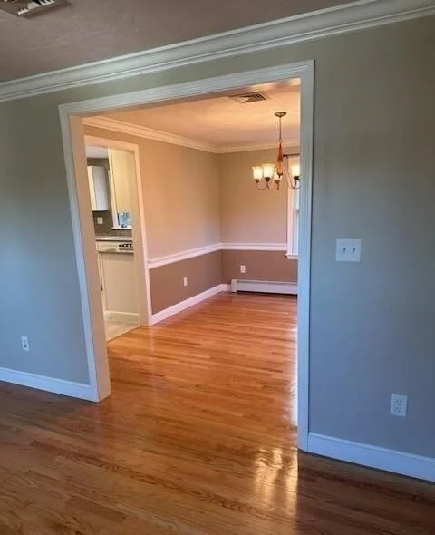 3 bed, 3 bath apartment for rent at 202 Dale St, Waltham — photo 4 of 10