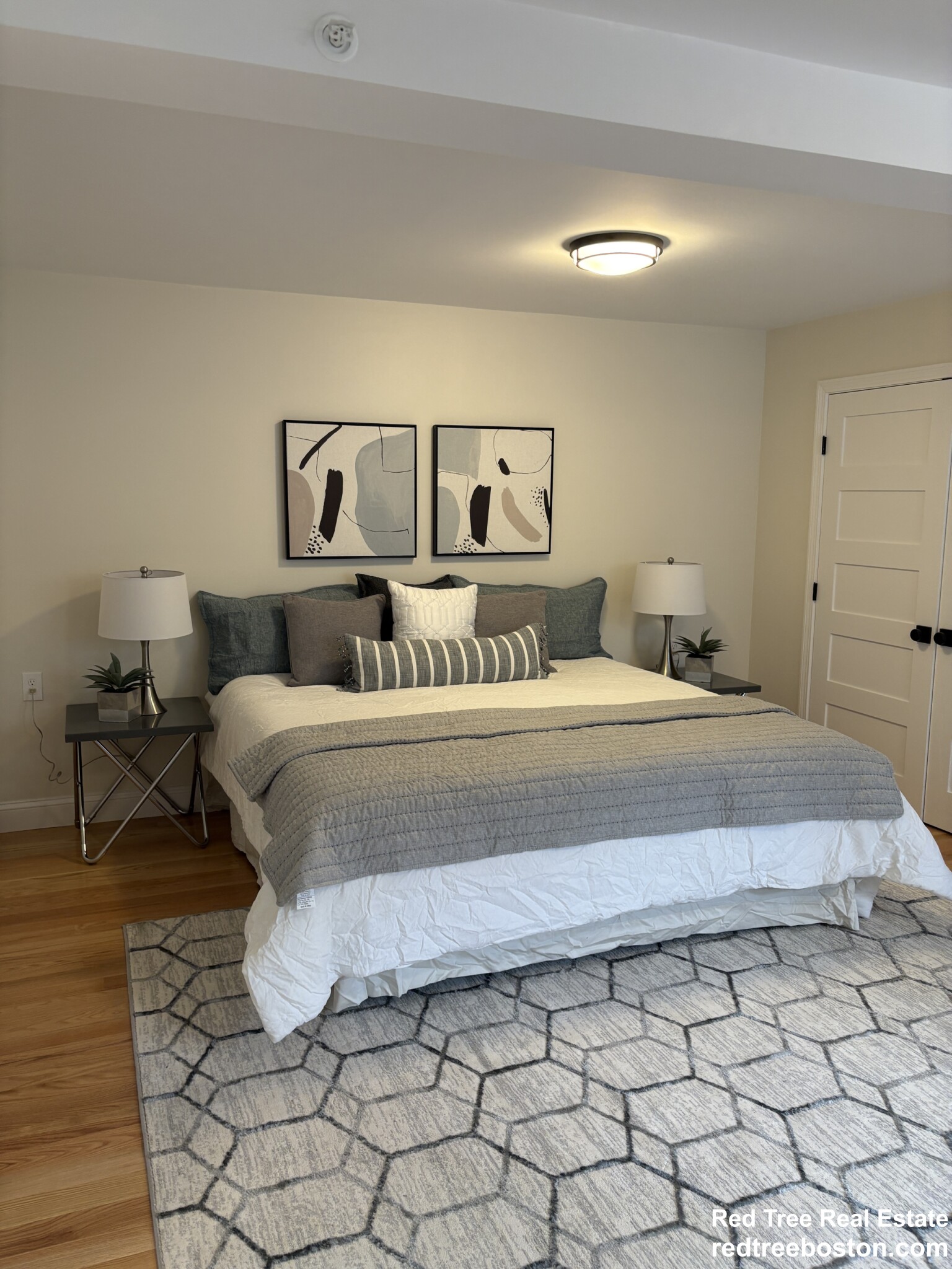 Studio bed, 1 bath apartment for rent at 202 Elm St Unit 3, North Cambridge — photo 4 of 7