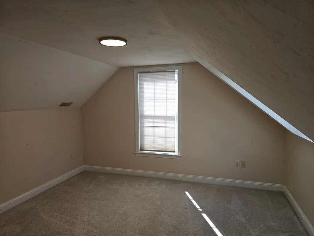 4 bed, 3 bath apartment for rent at 202 Falls Blvd, Quincy — photo 31 of 38