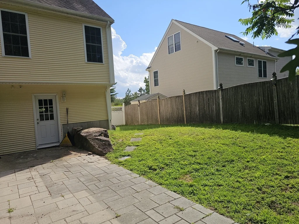 4 bed, 3 bath apartment for rent at 202 Falls Blvd, Quincy — photo 35 of 38