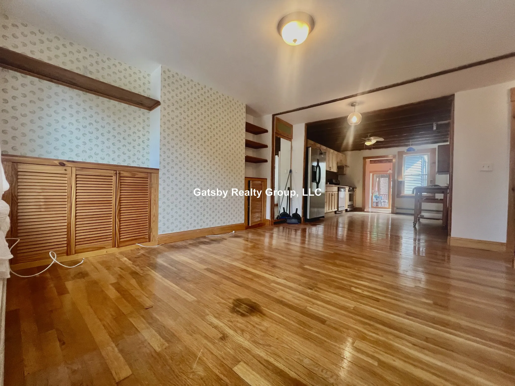3 bed, 2 bath apartment for rent at 202 Harvard St Unit 2, The Port — photo 2 of 17