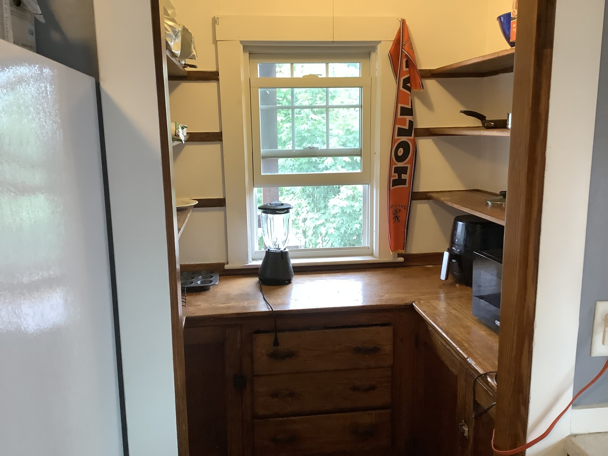 2 bed, 1 bath apartment for rent at 202 High, South Waltham — photo 6 of 10