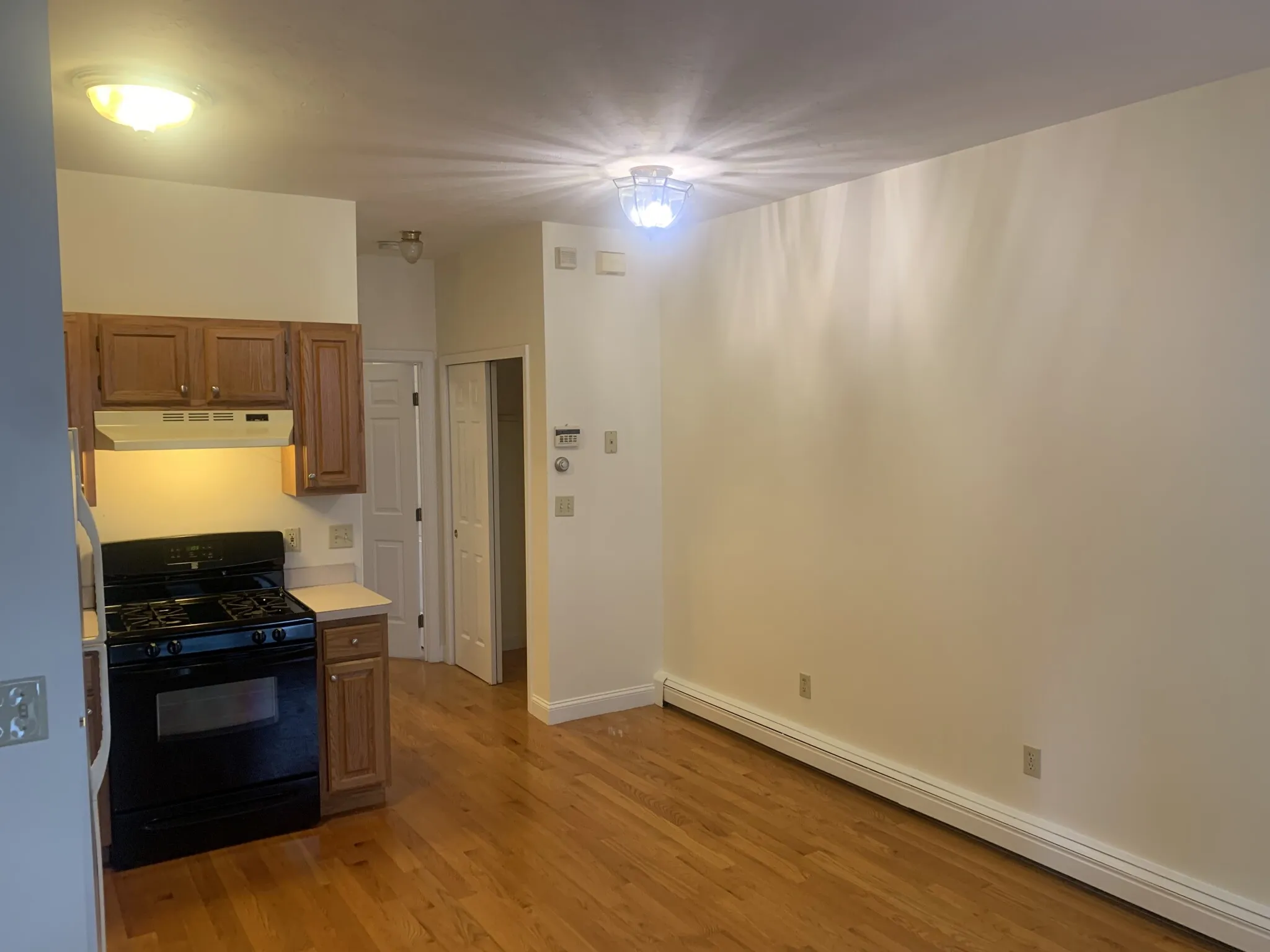 1 bed, 1 bath apartment for rent at 202 Hurley St Unit 1, East Cambridge — photo 3 of 30
