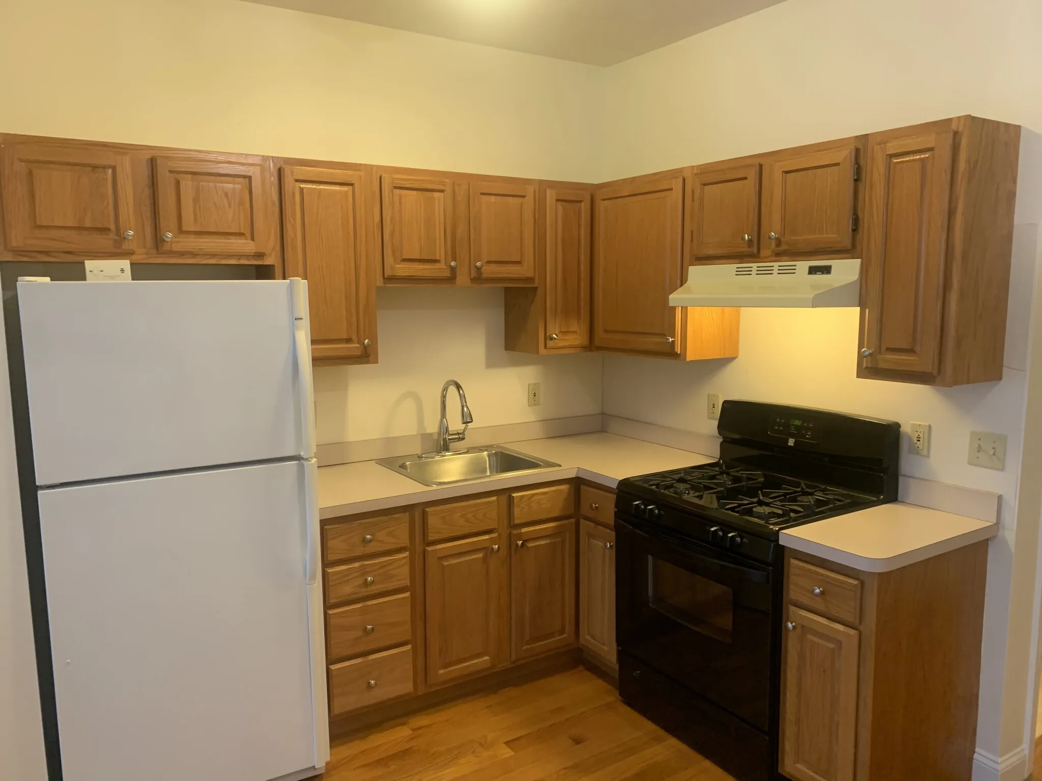 1 bed, 1 bath apartment for rent at 202 Hurley St Unit 1, East Cambridge — photo 2 of 30