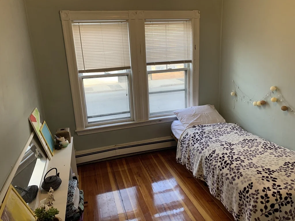 3 bed, 1 bath apartment for rent at 202 Pearl St Unit 1, Somerville — photo 3 of 12