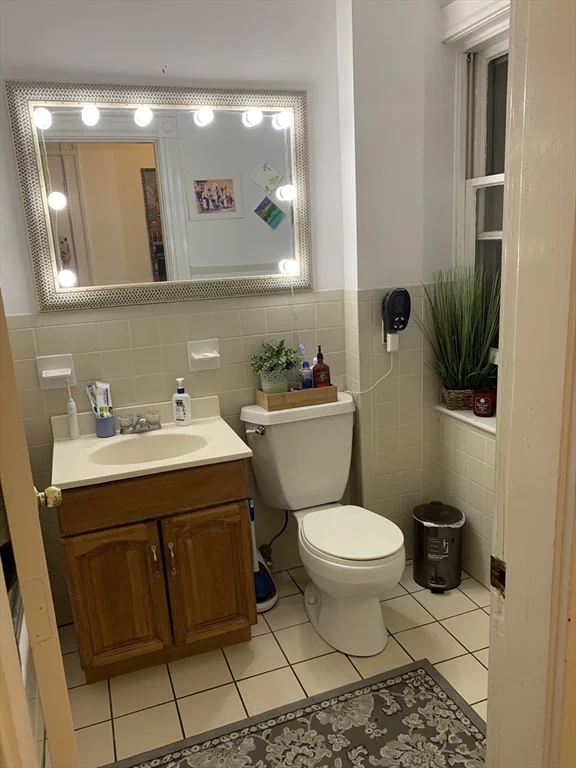 3 bed, 1 bath apartment for rent at 202 Pearl St Unit 1, Somerville — photo 11 of 12