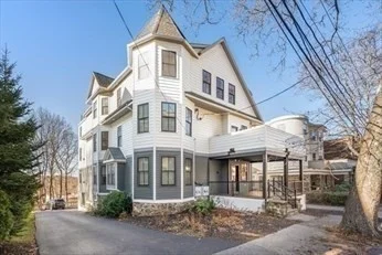 3 bed, 2 bath apartment for rent at 202 Rawson Rd Unit PH 3, Aspinwall Hill — photo 16 of 17