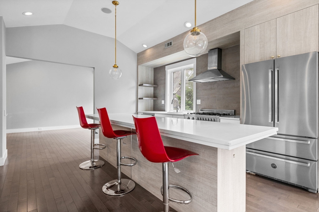 3 bed, 2.5 bath apartment for rent at 202 Rawson Rd Unit Ph, Aspinwall Hill — photo 4 of 17