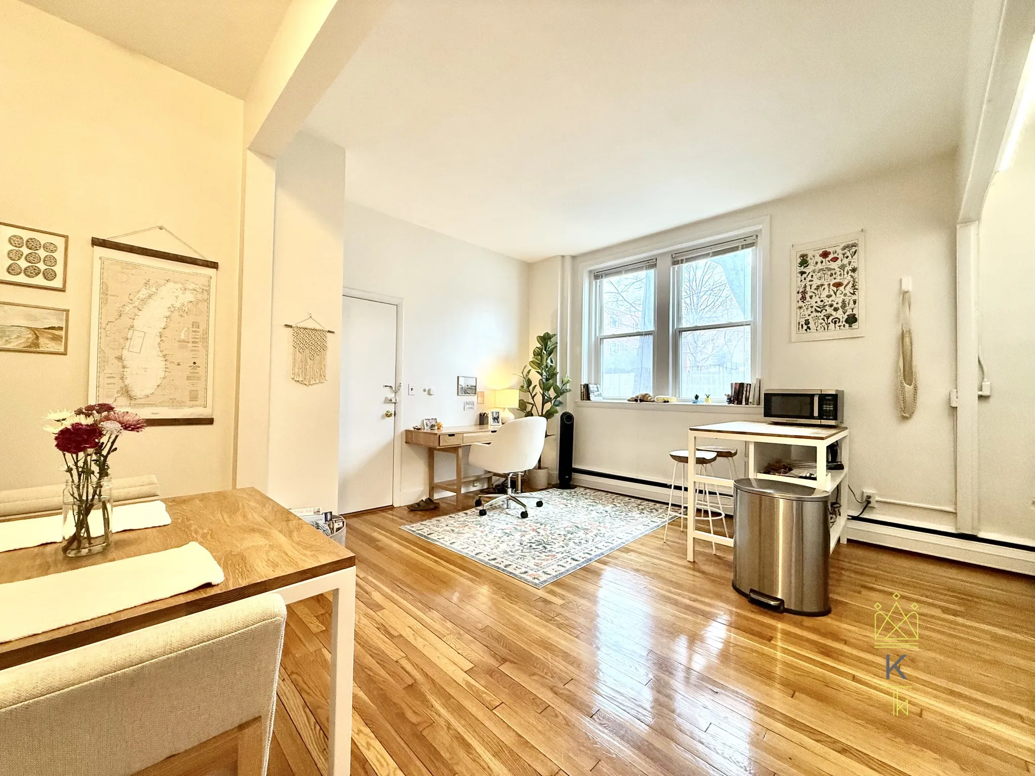 1 bed, 1 bath apartment for rent at 202 Saint Paul St Unit 12, North Brookline — photo 2 of 10