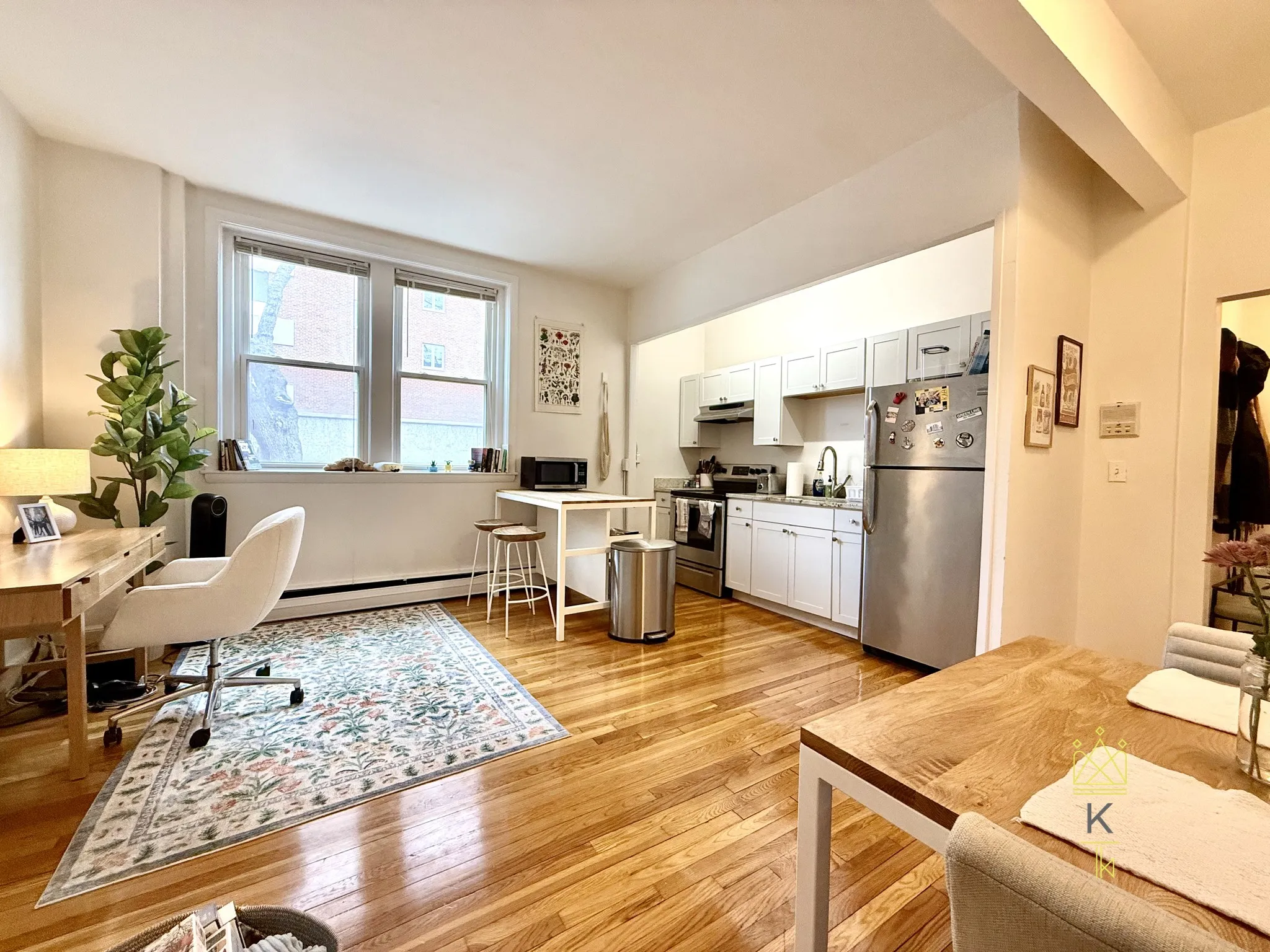 1 bed, 1 bath apartment for rent at 202 Saint Paul St Unit 12, North Brookline