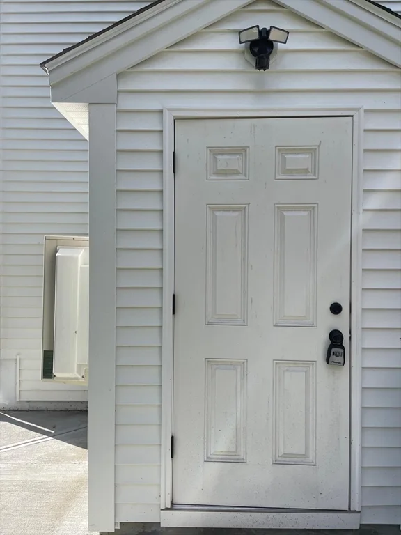 2 bed, 1 bath apartment for rent at 202 Shores St Unit B, Taunton — photo 3 of 9