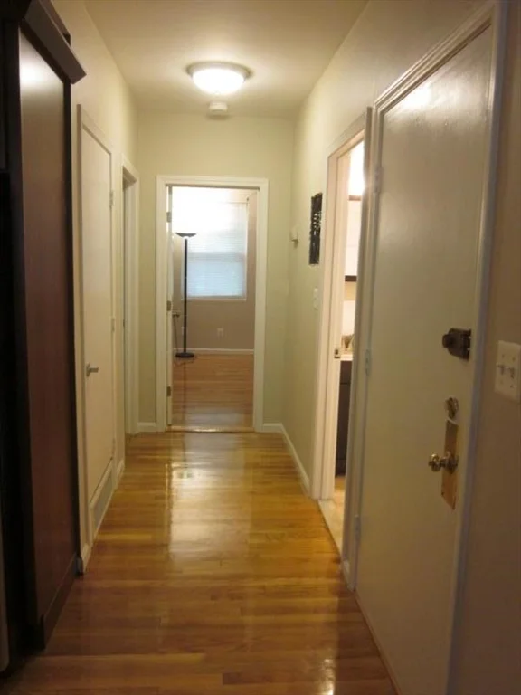 2 bed, 1 bath apartment for rent at 202 W 9th Unit 2, South Boston — photo 6 of 10