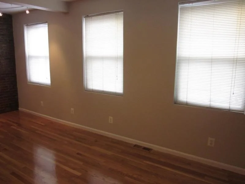 2 bed, 1 bath apartment for rent at 202 W 9th Unit 2, South Boston — photo 8 of 10