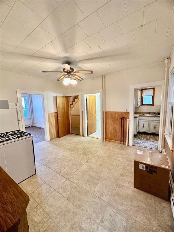 1 bed, 1 bath apartment for rent at 202 Washington St Unit 1R, Somerville — photo 4 of 11