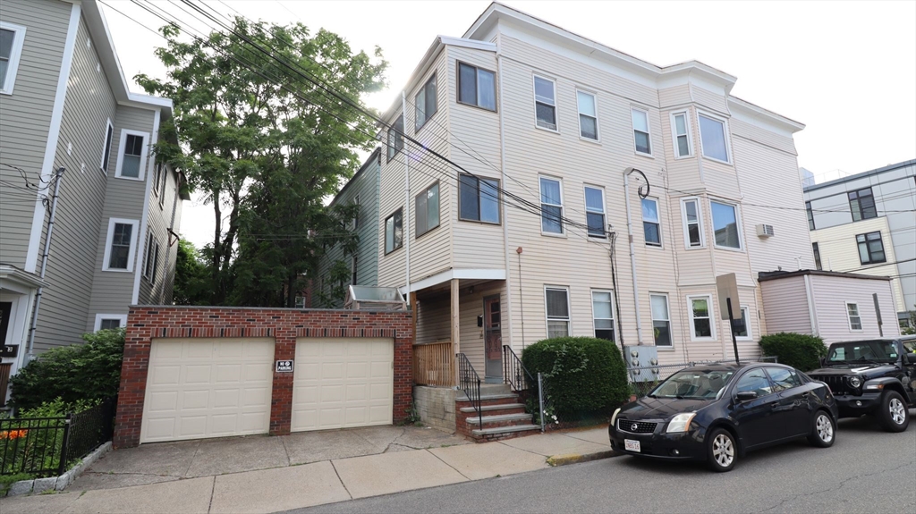 1 bed, 1 bath apartment for rent at 202 Washington St Unit 1R, Somerville — photo 2 of 11