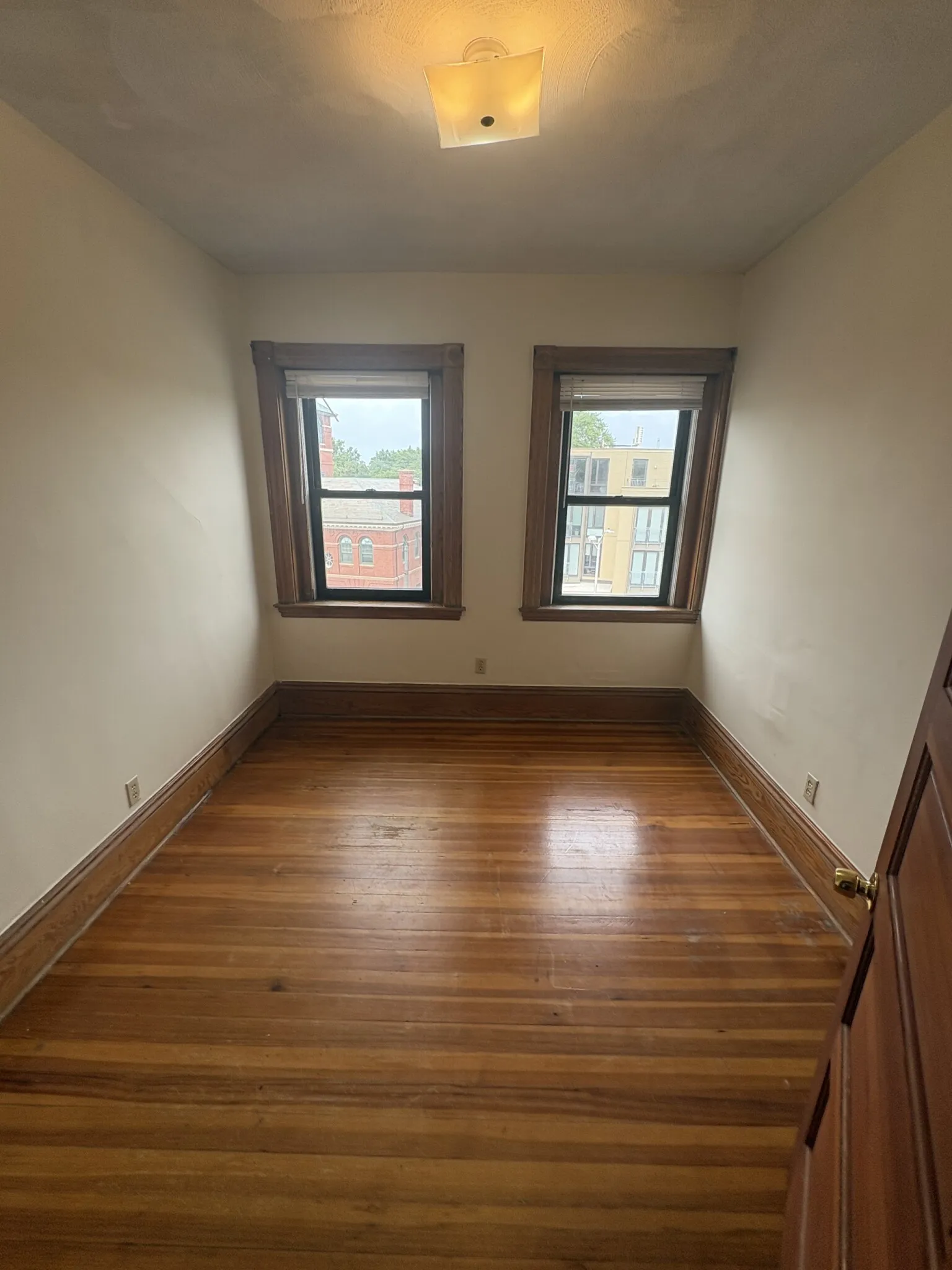 3 bed, 1 bath apartment for rent at 2020 Massachusetts Ave Unit 6a, North Cambridge — photo 13 of 16