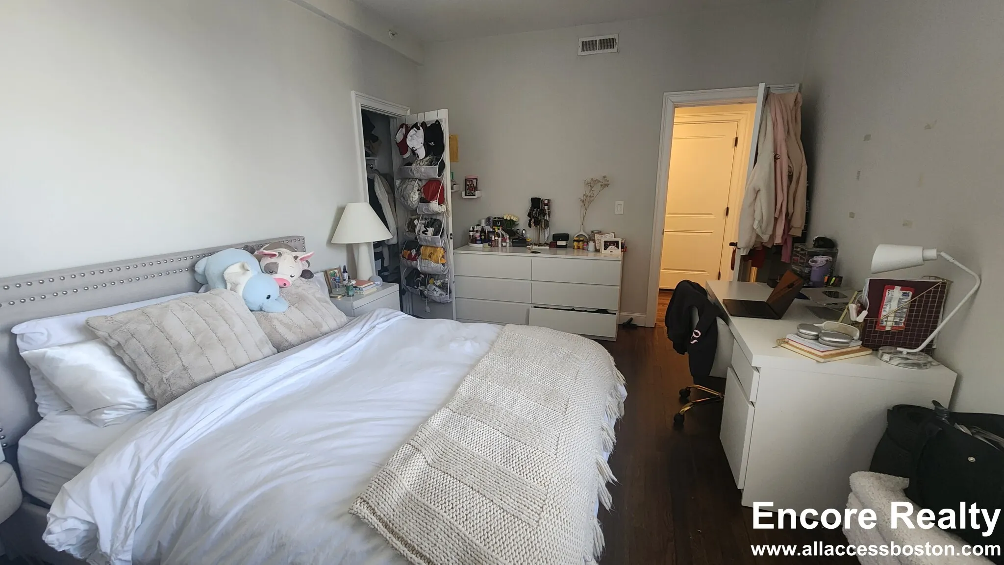2 bed, 1 bath apartment for rent at 2021 Commonwealth Ave Unit 6, Brighton — photo 15 of 21