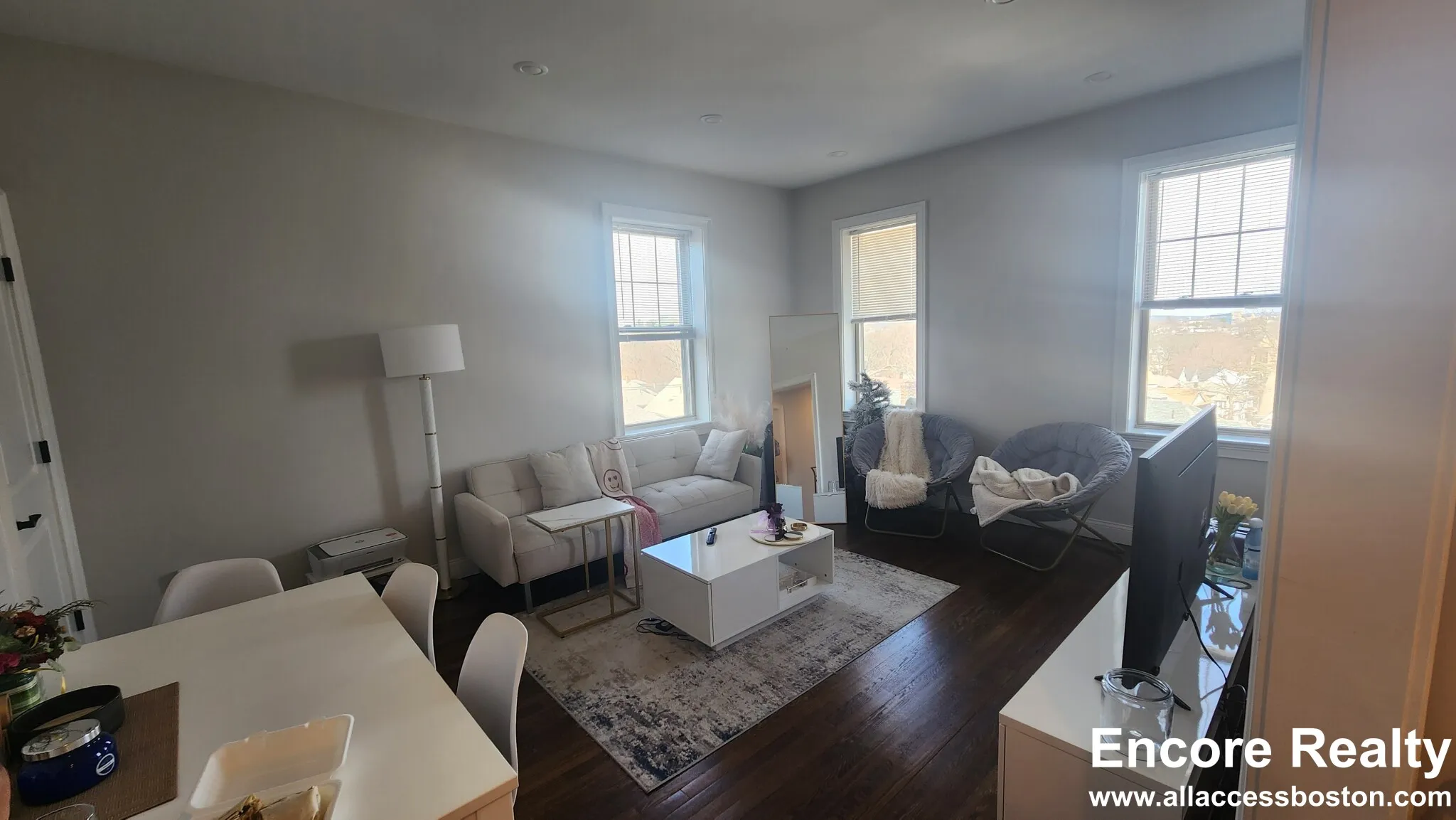 2 bed, 1 bath apartment for rent at 2021 Commonwealth Ave Unit 6, Brighton — photo 4 of 21