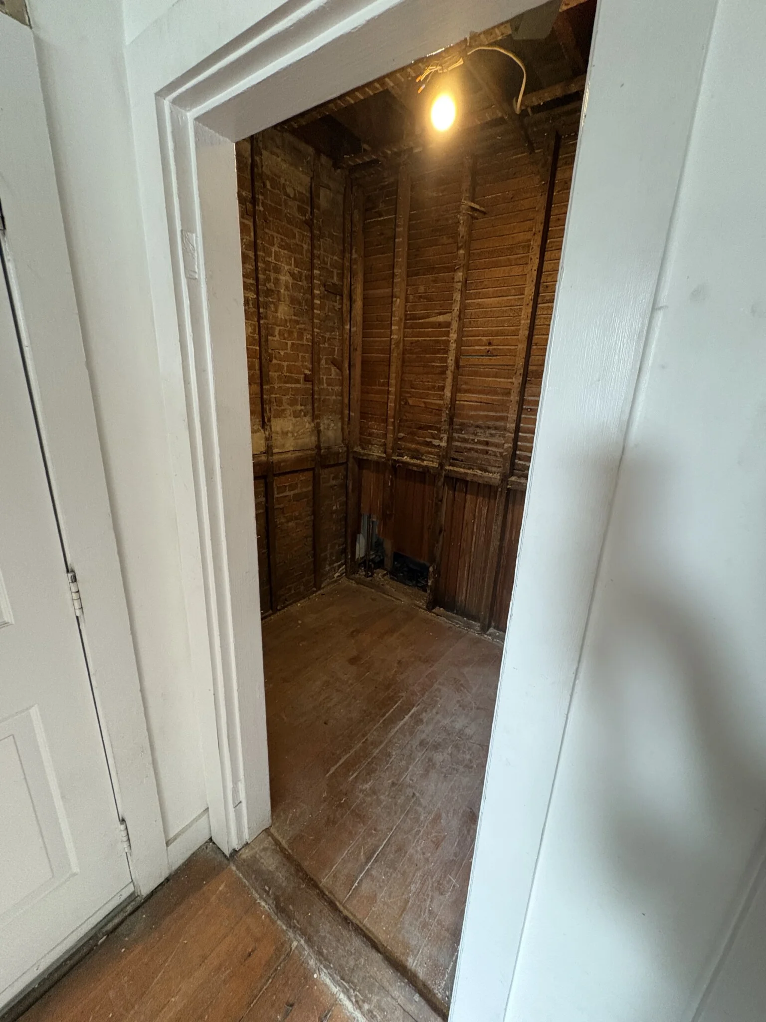 4 bed, 2 bath apartment for rent at 2024 Massachusetts Ave Unit 1, North Cambridge — photo 15 of 15