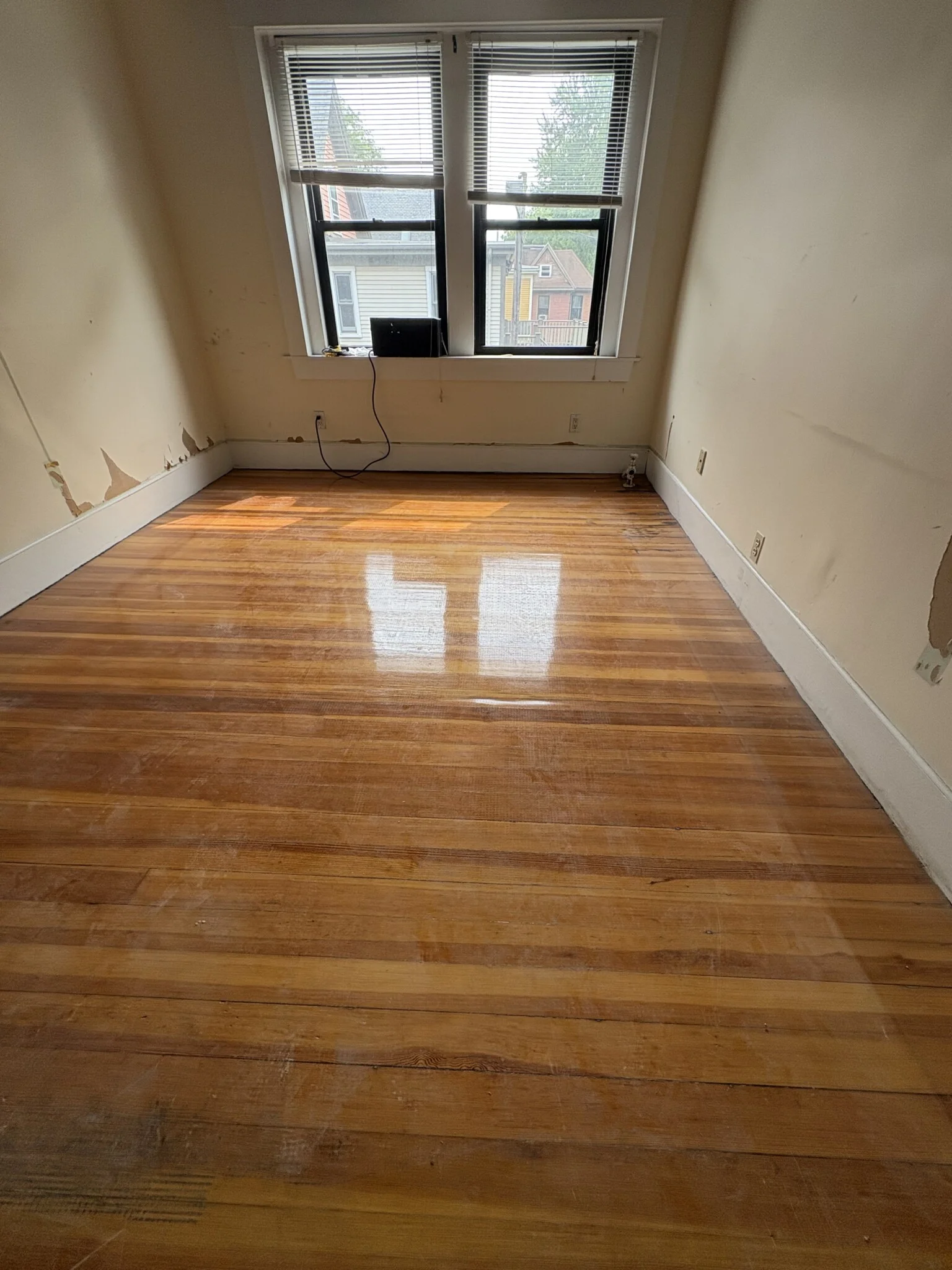 4 bed, 2 bath apartment for rent at 2024 Massachusetts Ave Unit 1, North Cambridge — photo 14 of 15