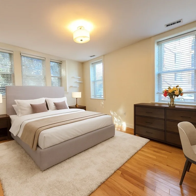 2 bed, 2 bath apartment for rent at 2025 Commonwealth Ave , Unit 2, Brighton — photo 3 of 8
