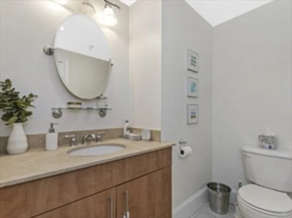 2 bed, 2 bath apartment for rent at 2025 Commonwealth Ave Unit 5, Brighton — photo 11 of 13
