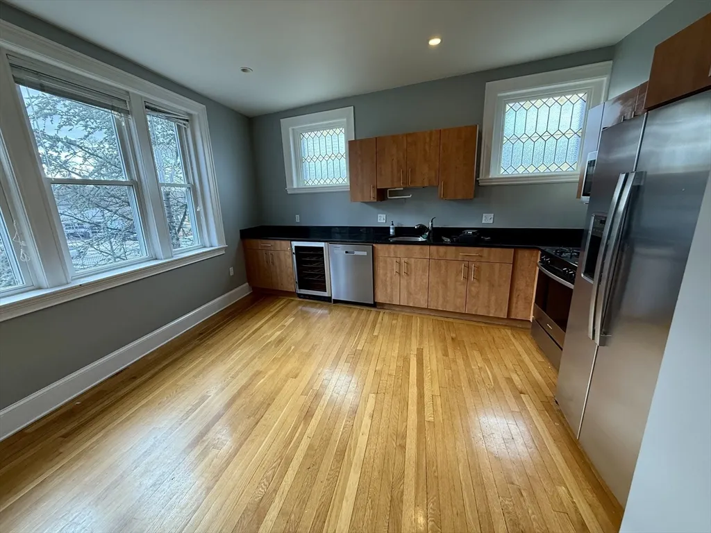 2 bed, 2 bath apartment for rent at 2025 Commonwealth Unit 6, Brighton — photo 4 of 10
