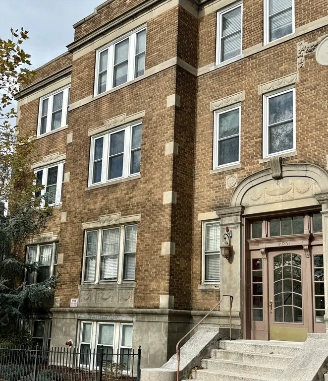 2 bed, 2 bath apartment for rent at 2025 Commonwealth Unit 6, Brighton — photo 10 of 10