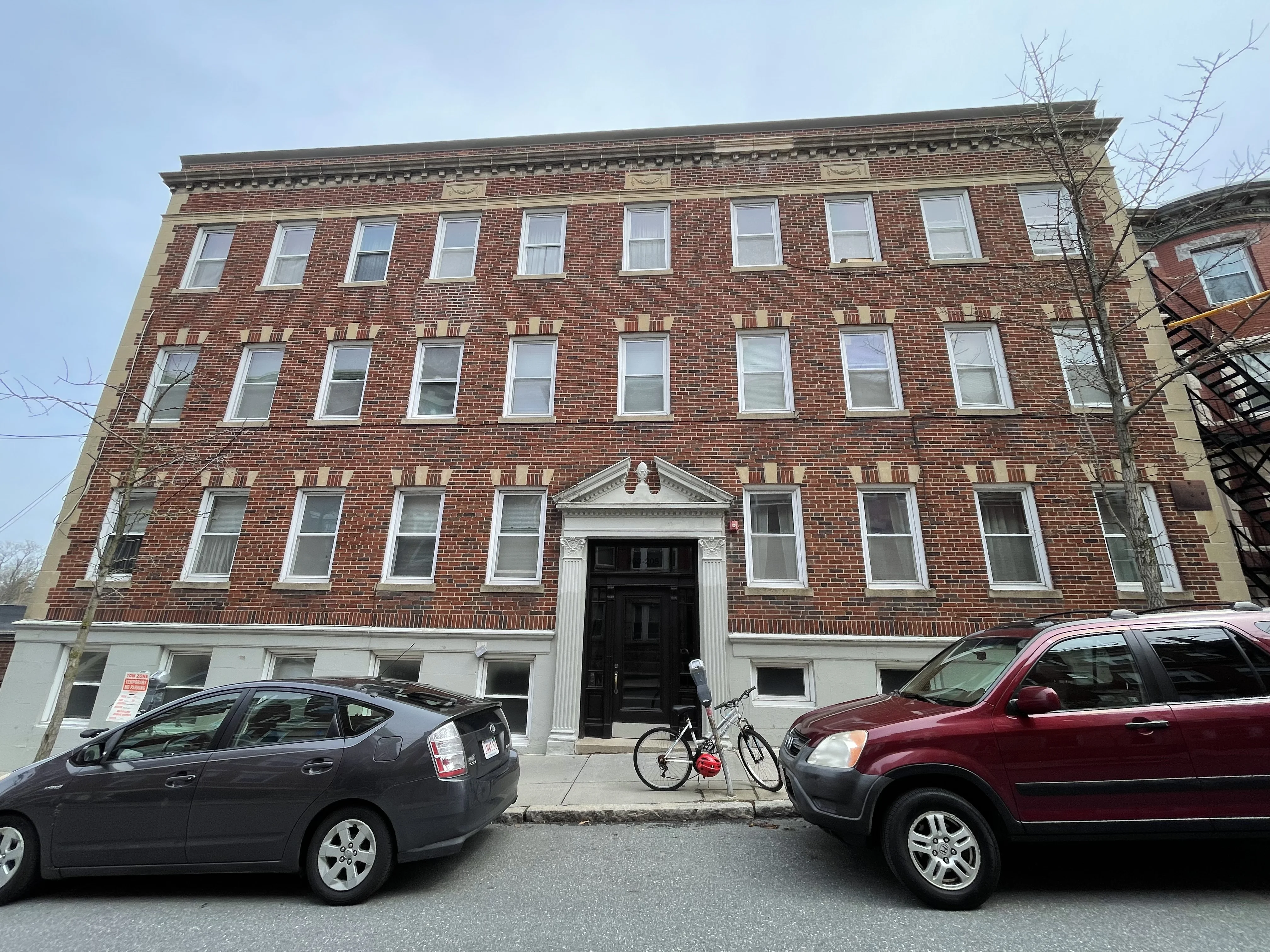 2 bed, 1 bath apartment for rent at 203-205 Winthrop Rd Unit 3, Aspinwall Hill — photo 14 of 16